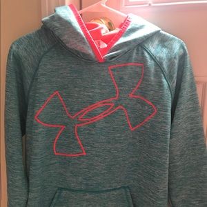 Women’s Under Amour   sweatshirt 💕
